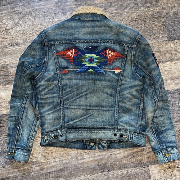 Ralph Lauren Blue Denim Aztec Print MENS Jacket with Sherpa Collar - Picture 2 of 8